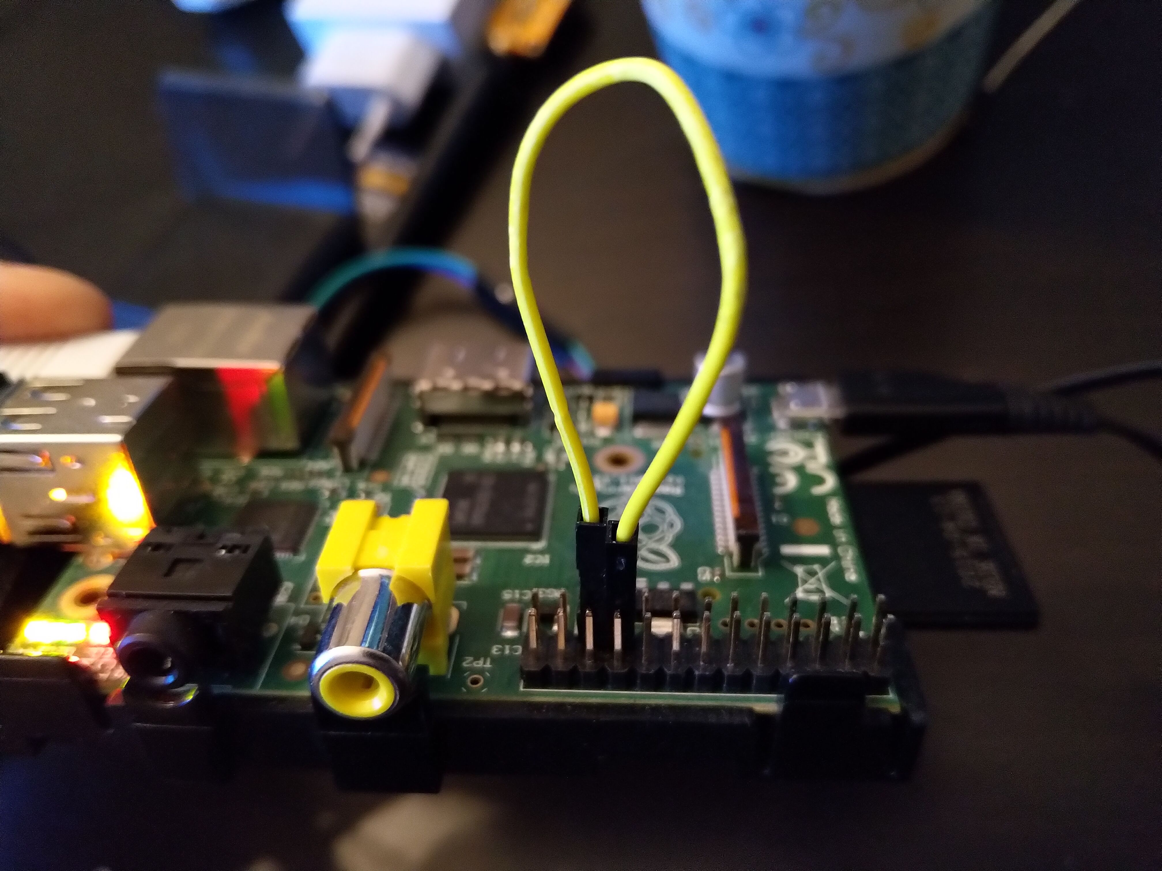 MOSI connected to MISO on Rasberry Pi Model B